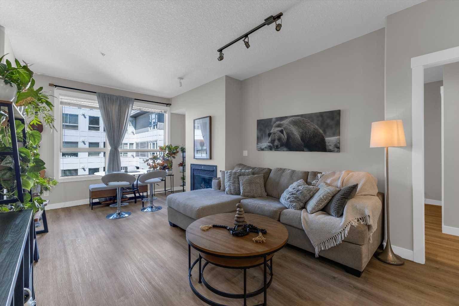 Calgary, AB T2E9C3,880 Centre AVE Northeast #309