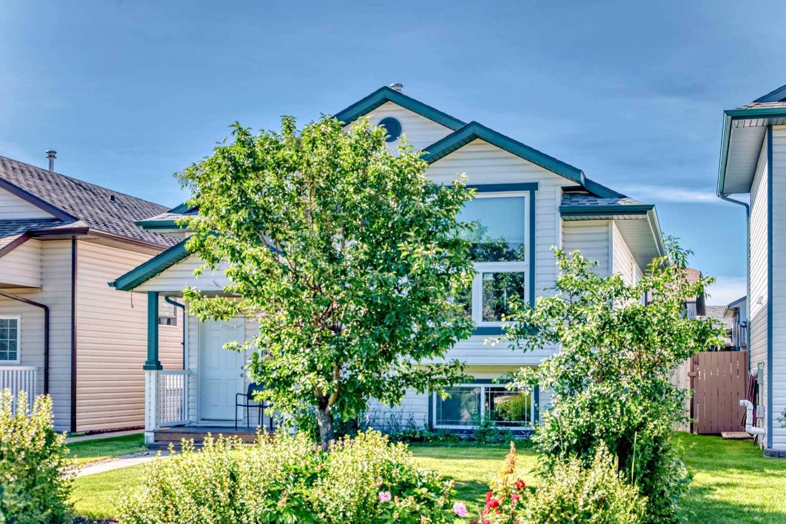 Red Deer, AB T4R3N8,140 Lanterman Close