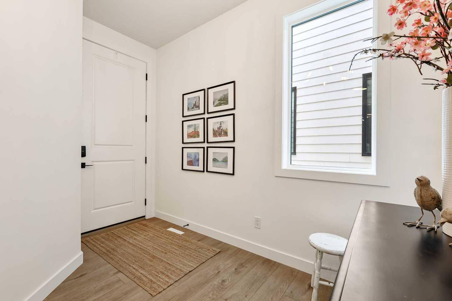 Calgary, AB T3M3J4,228 Marina GRV SE