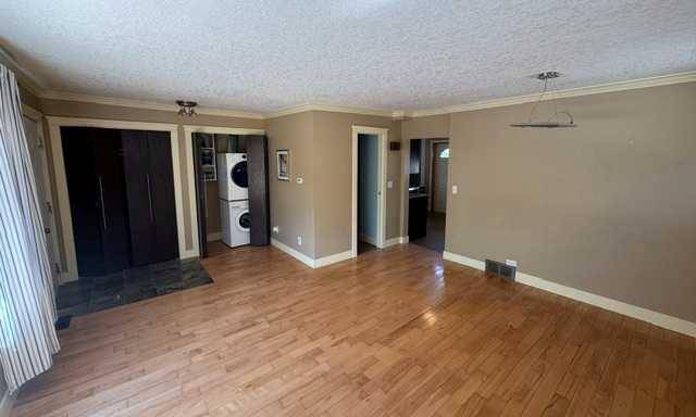Calgary, AB T2E2E7,134 31 AVE NE