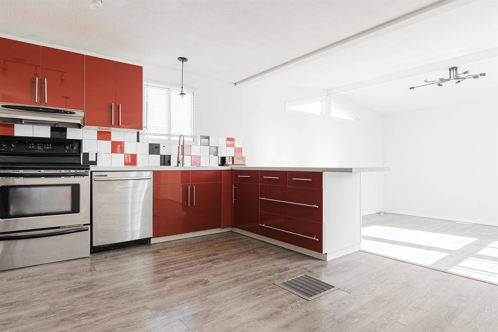 Fort Mcmurray, AB T9K 2H9,232 Caouette CRES