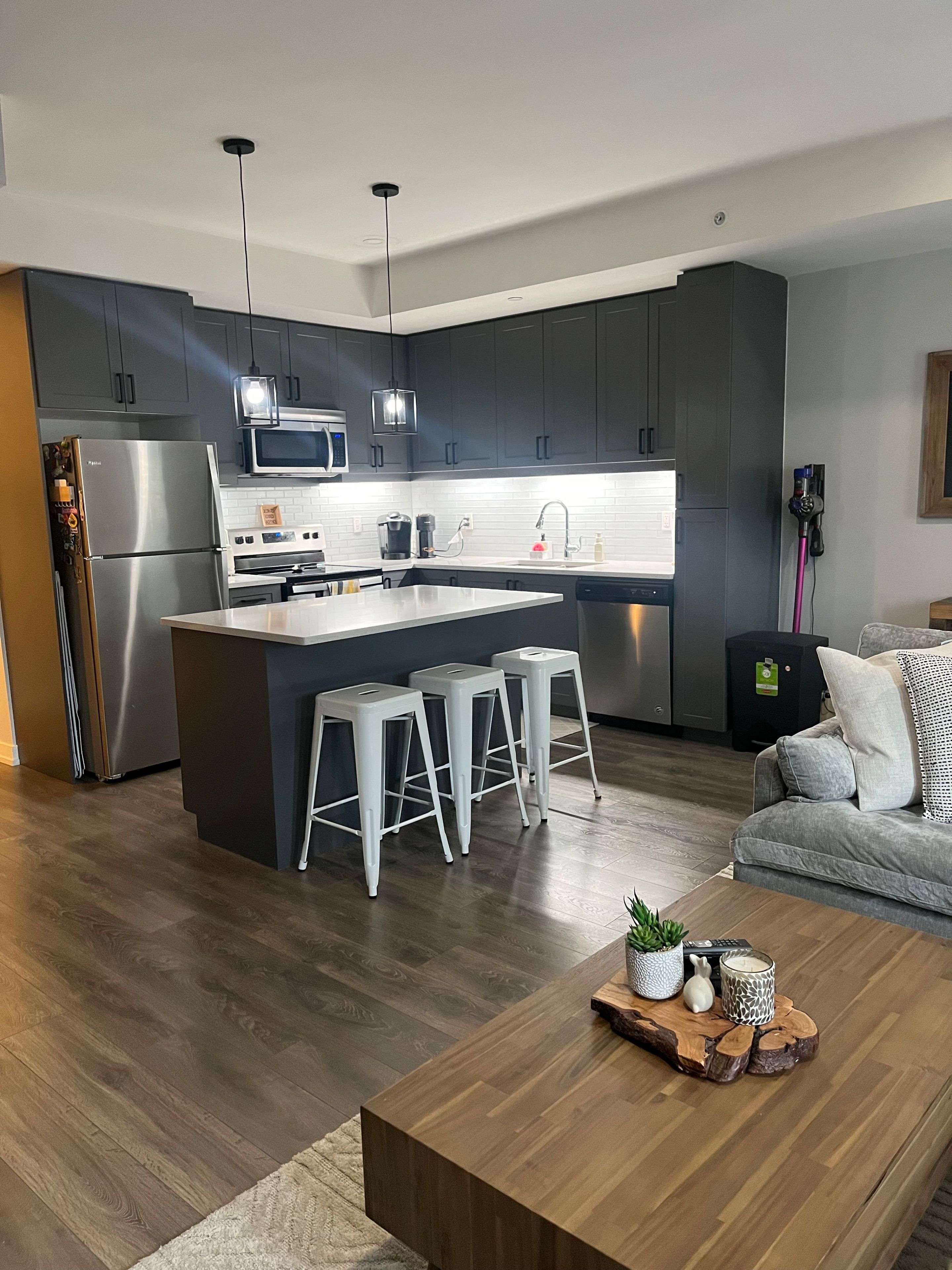 Pickering, ON L1V 0E9,1555 Kingston RD #533