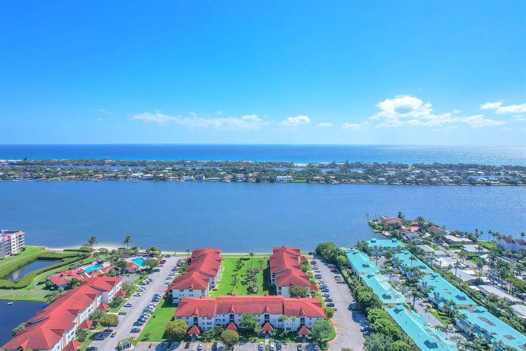 Hypoluxo, FL 33462,Address not disclosed