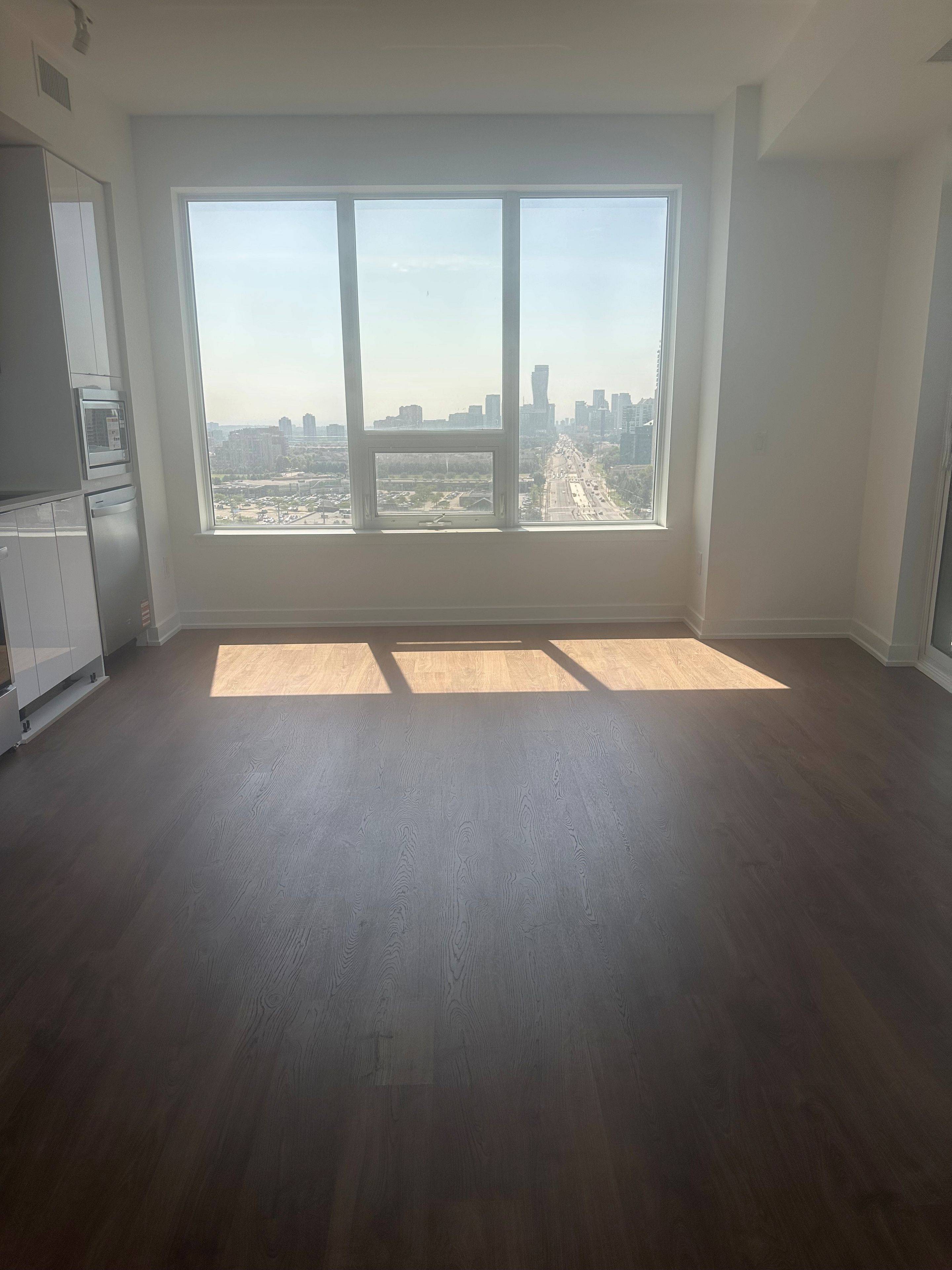 Mississauga, ON L4Z 0C5,5105 Hurontario ST #1505