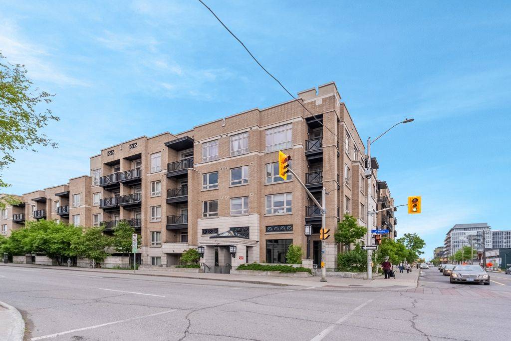 429 KENT ST #108, Ottawa Centre, ON K2P 1B5