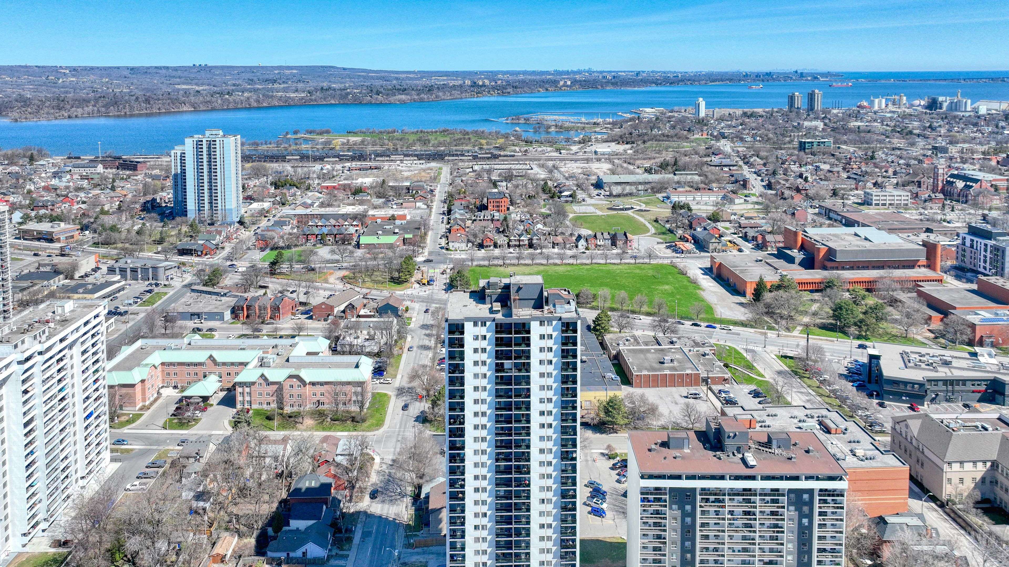 272 King ST W, Hamilton, ON L8P 1B1