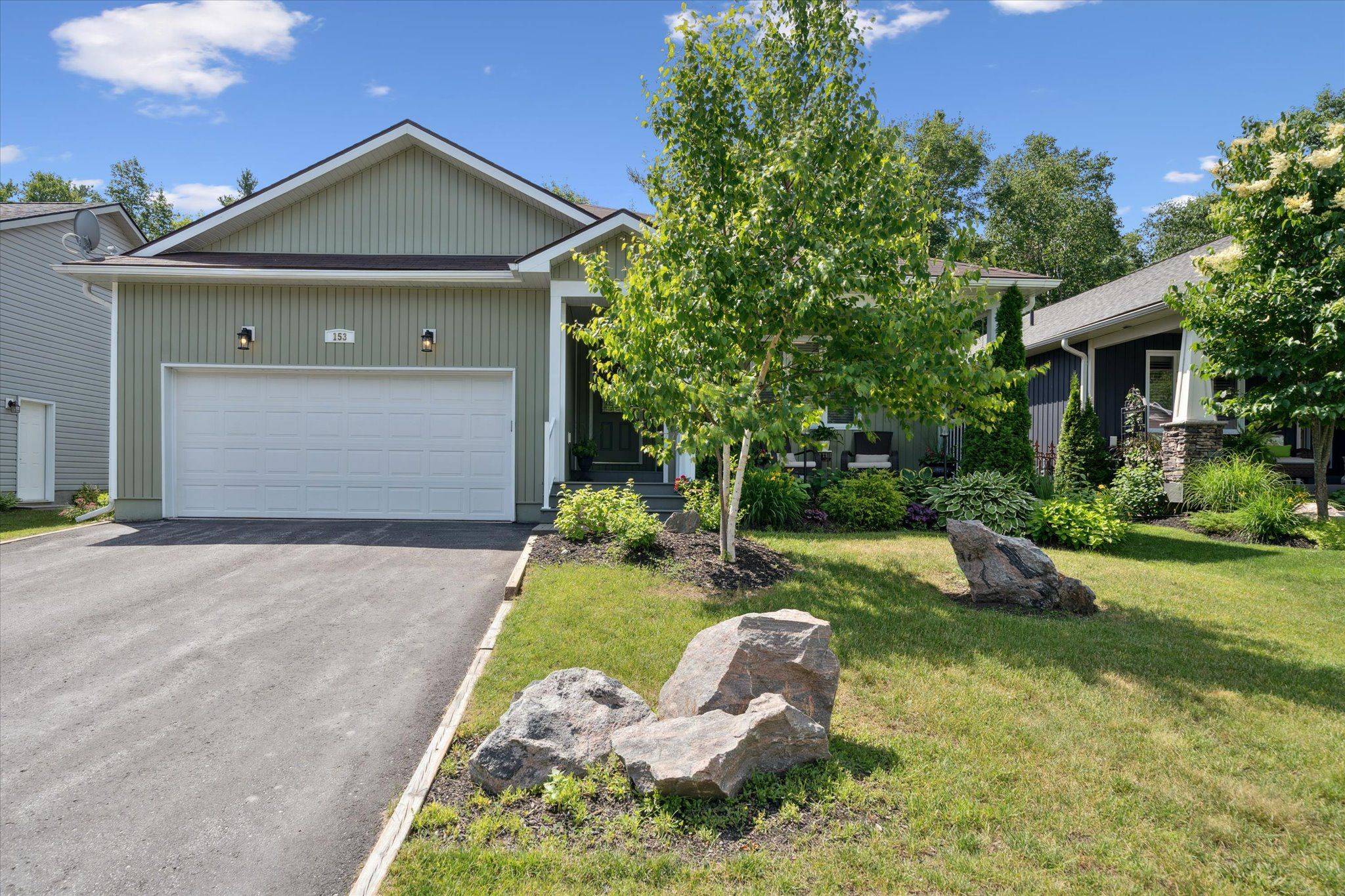153 Pineridge Gate, Gravenhurst, ON P1P 0A3
