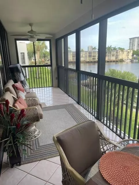 Pompano Beach, FL 33060,1100 SE 5TH CT #19