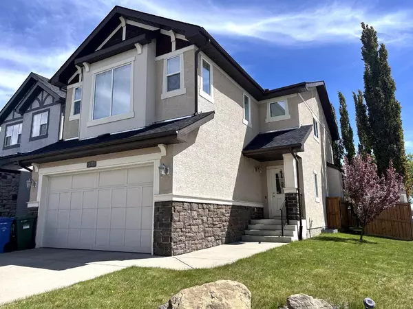 103 Aspen Hills Close Southwest, Calgary, AB T3H 0C7