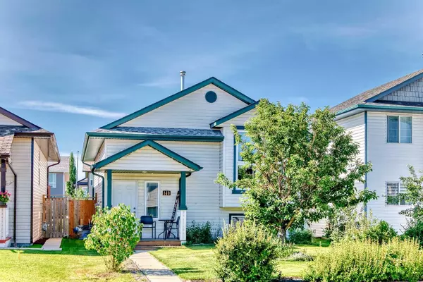140 Lanterman Close, Red Deer, AB T4R3N8