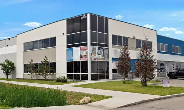 Calgary, AB T3N1E7,10985 38 ST NE #129 & 131