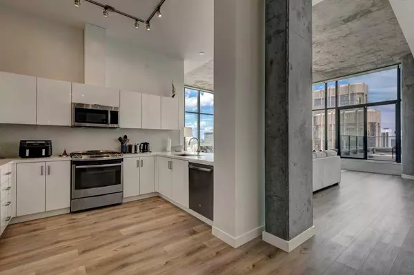 Calgary, AB T2R 1B4,1010 6 ST SW #3101