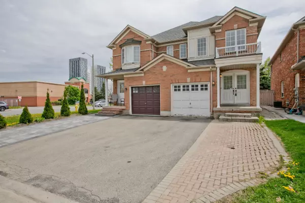 3 Camino DR, Vaughan, ON L6A 3W7