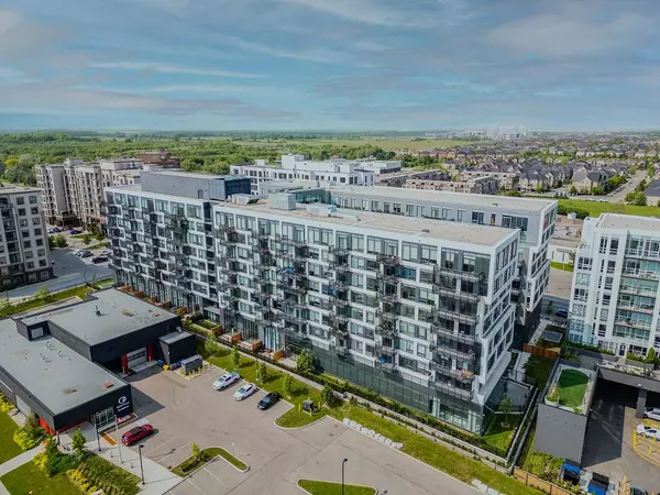 Oakville, ON L6M 5P6,2450 Old Bronte RD #229