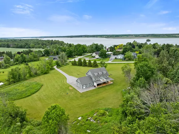 Selwyn, ON K0L 1T0,187 Kildeer LN