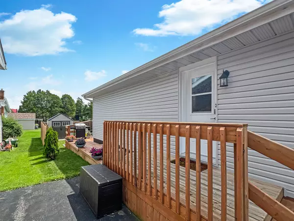 North Glengarry, ON K0C 1A0,273 Main ST S
