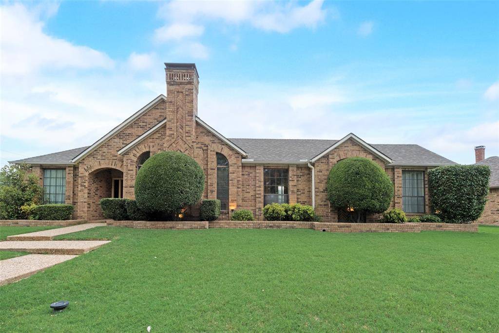 11103 Manorview Circle, Dallas, TX 75228