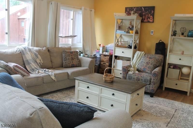 Vernon Twp., NJ 07462,1 Silver Star Ct #2