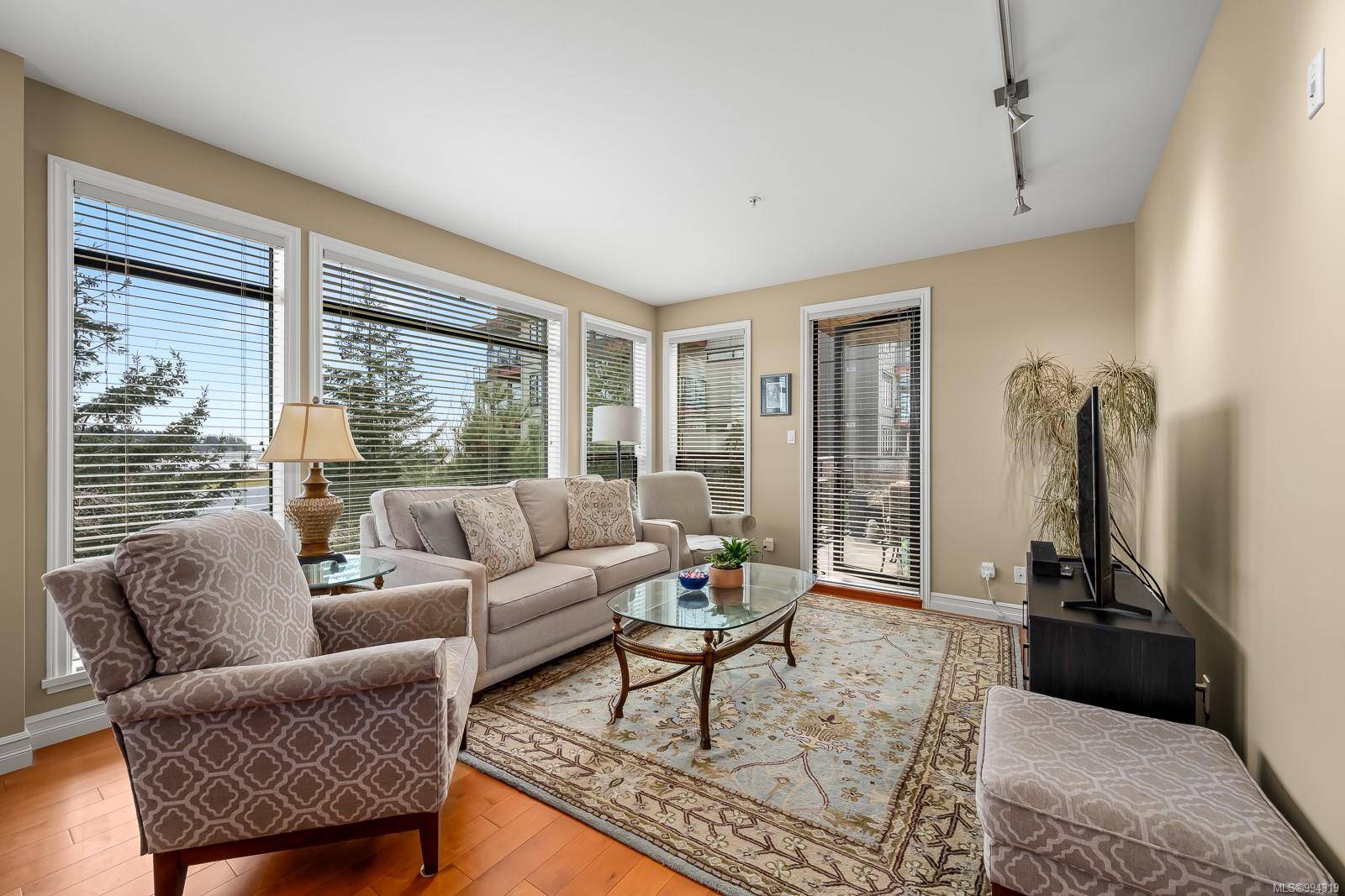 Courtenay, BC V9N 3L3,2300 Mansfield Dr #324