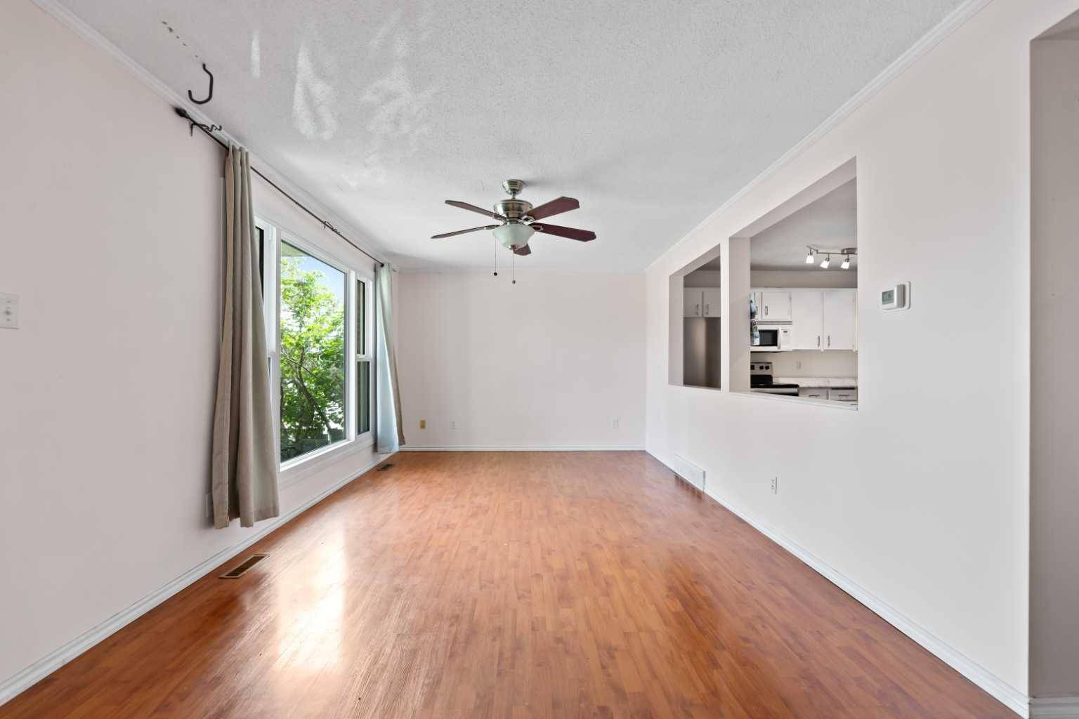 Calgary, AB T2W 2N6,124 Sabrina WAY Southwest #6