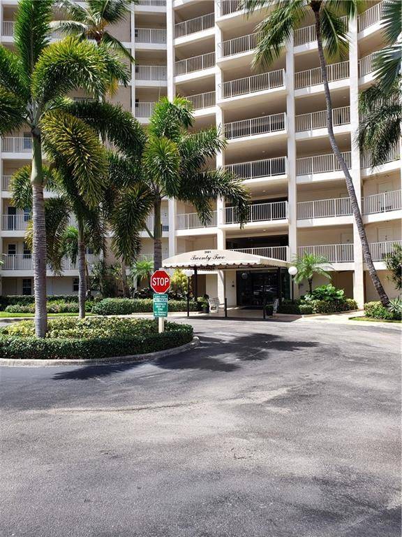 2681 S Course Dr #507, Pompano Beach, FL 33069