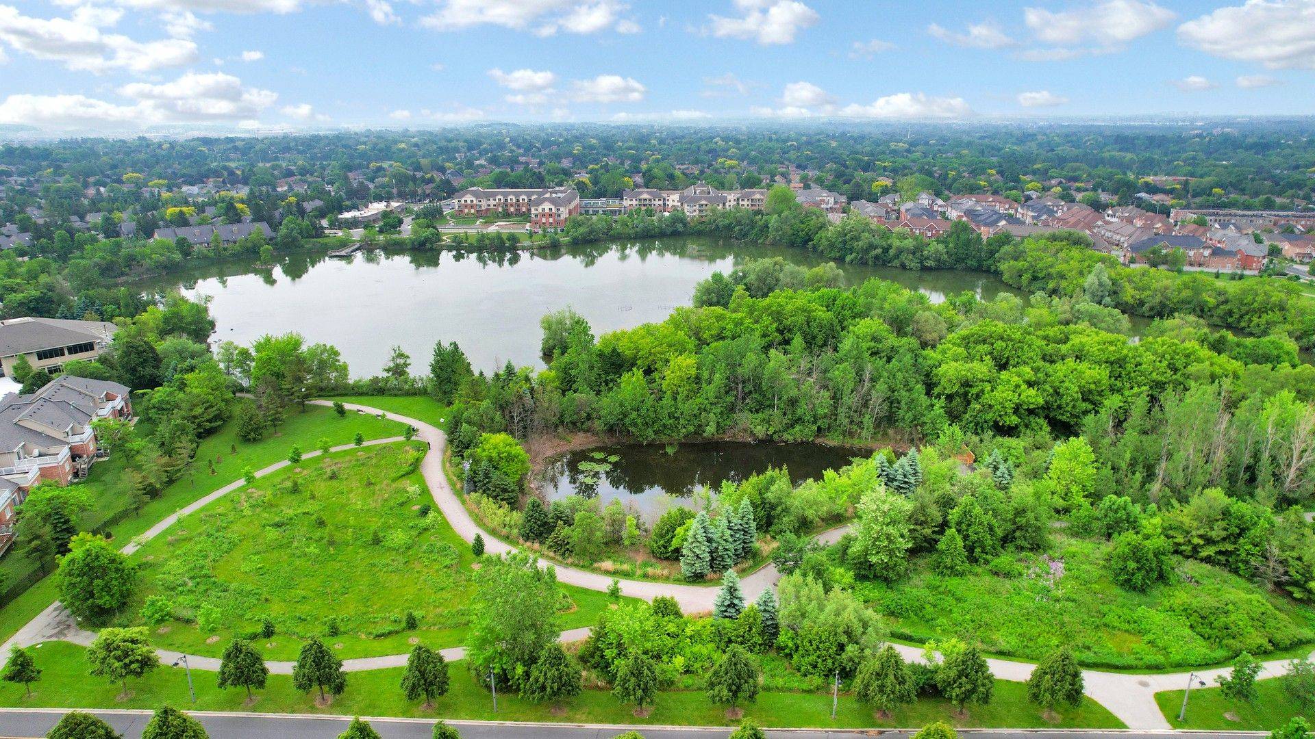 Markham, ON L6E 1Z5,115 Park Place DR