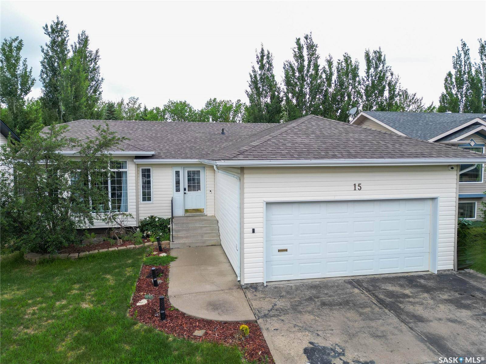 15 Turner PLACE, Prince Albert, SK S6X 1C4