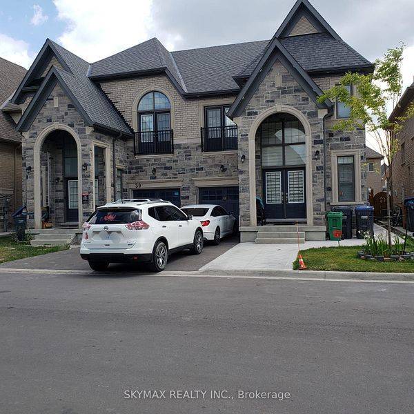 37 Faders DR, Brampton, ON L7A 4Y3