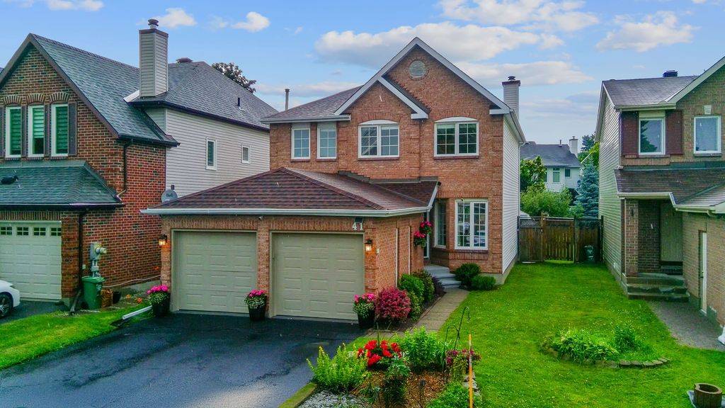 41 Beacon WAY, Kanata, ON K2K 2R3