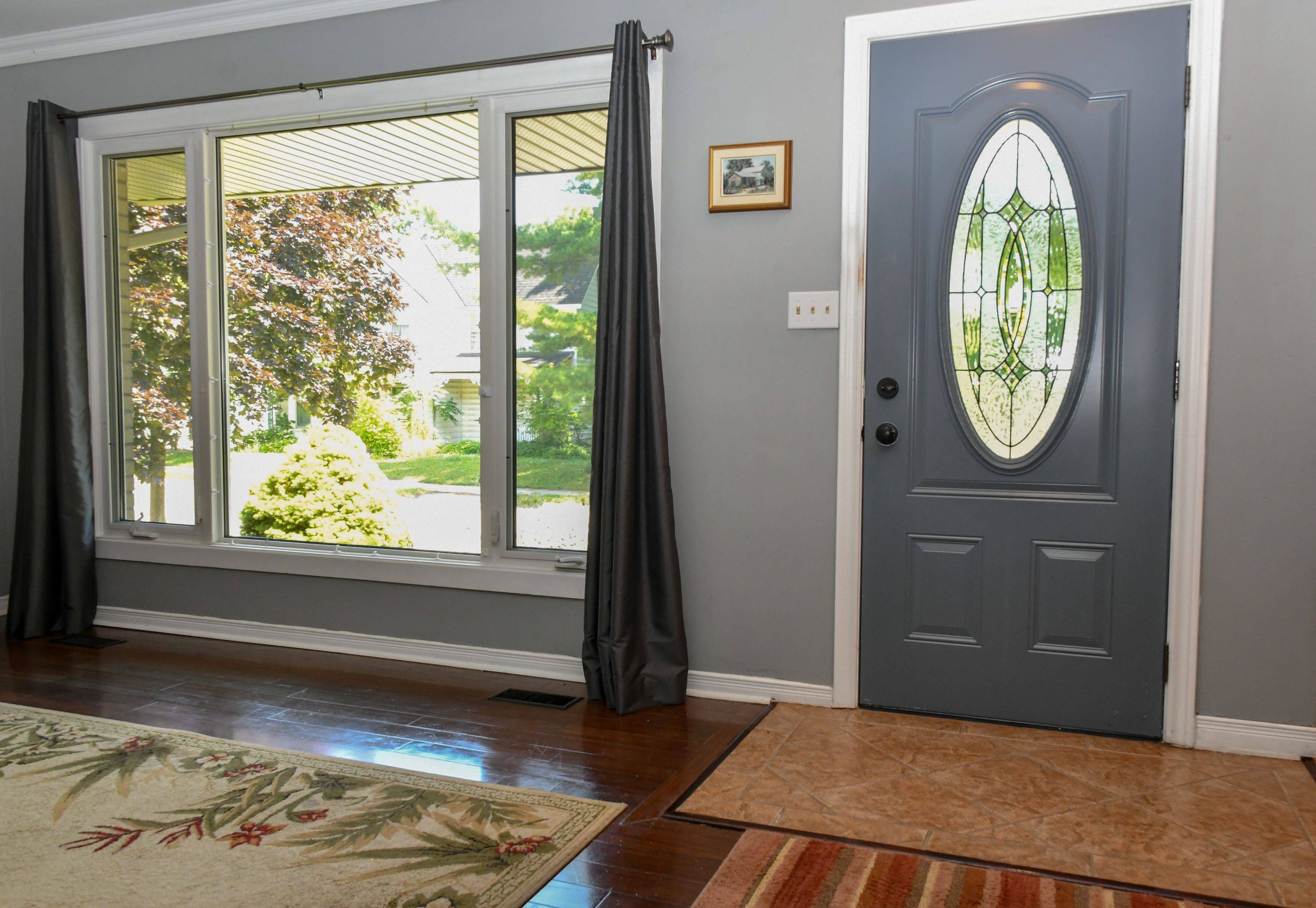 Gananoque, ON K7G 1K2,140 BROCK ST