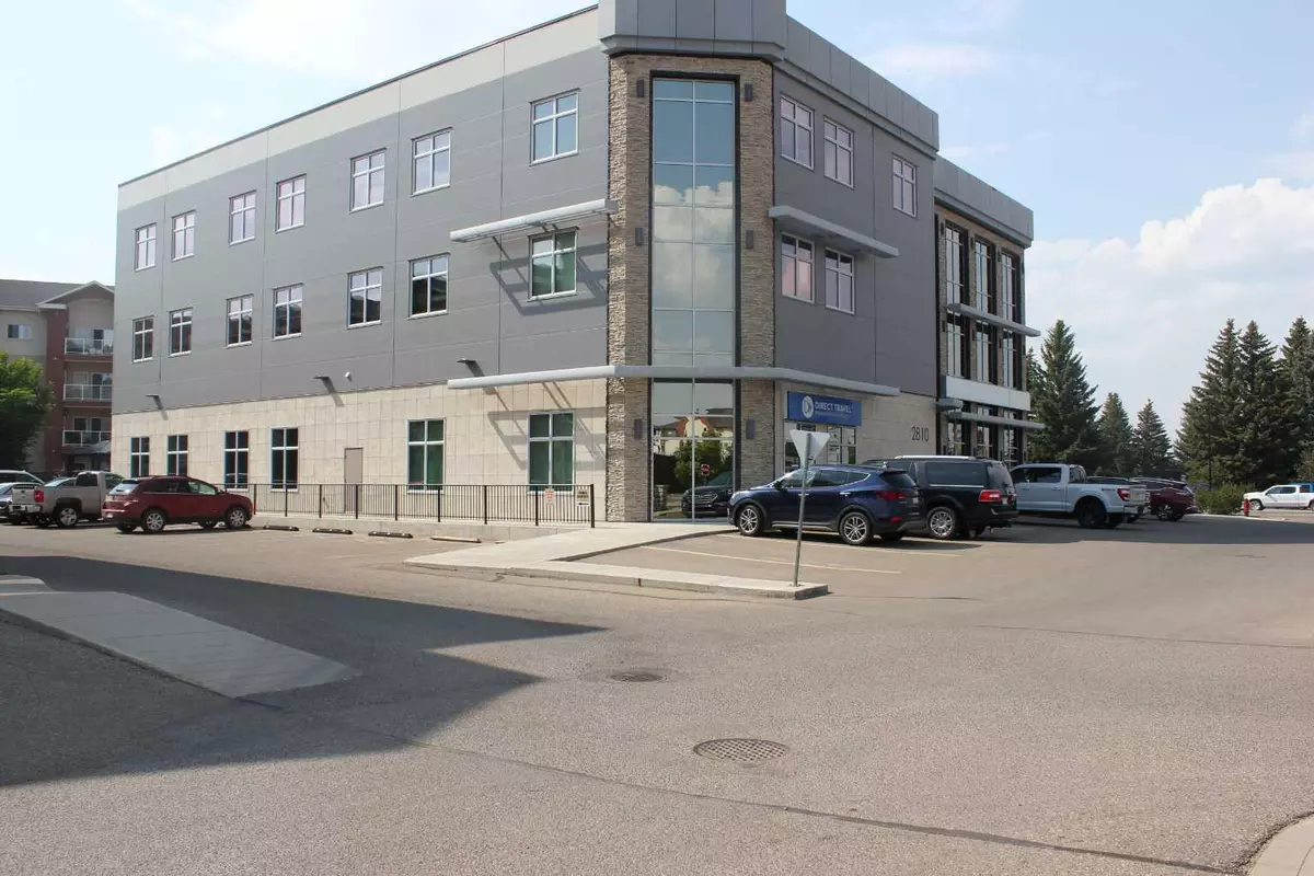 Medicine Hat, AB T1A 3P9,2810 13 AVE SE