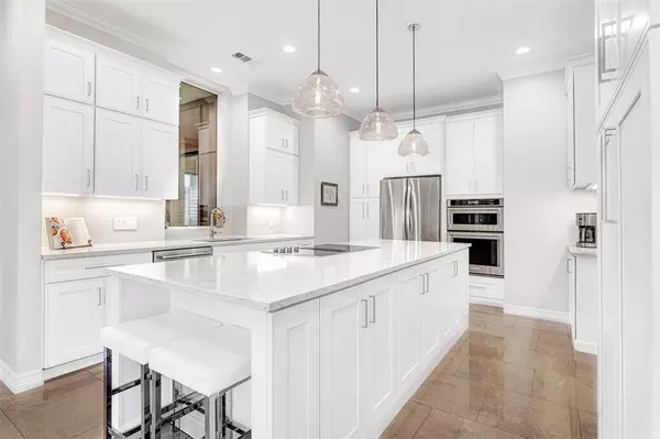 5840 WAVERTREE Lane, Plano, TX 75093