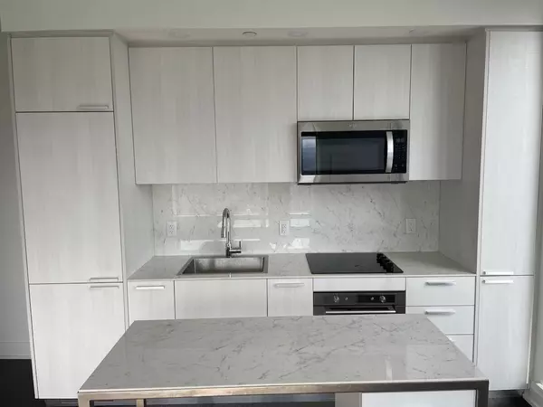Toronto C07, ON M2N 2N1,75 Canterbury PL #Ph303