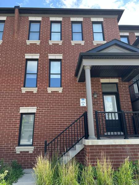 980 Logan DR #21, Milton, ON L9E 1T1
