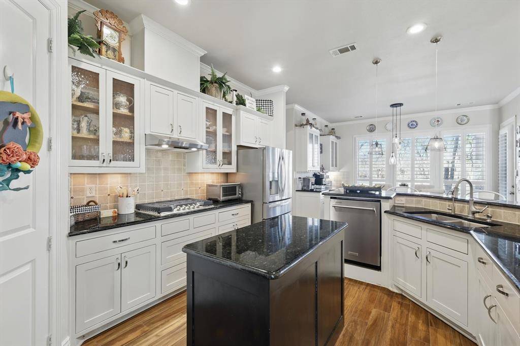 Fort Worth, TX 76179,12265 Indian Creek Drive