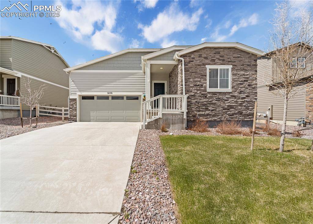 5039 Lumos LN, Castle Rock, CO 80104