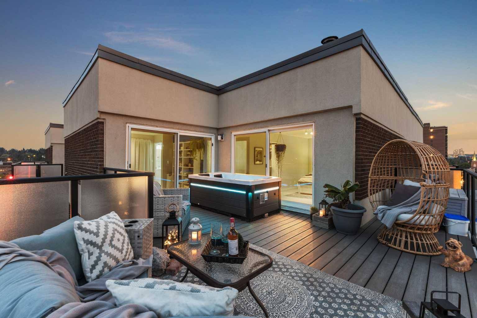 Calgary, AB T3C 0V9,1208 14 AVE SW #704