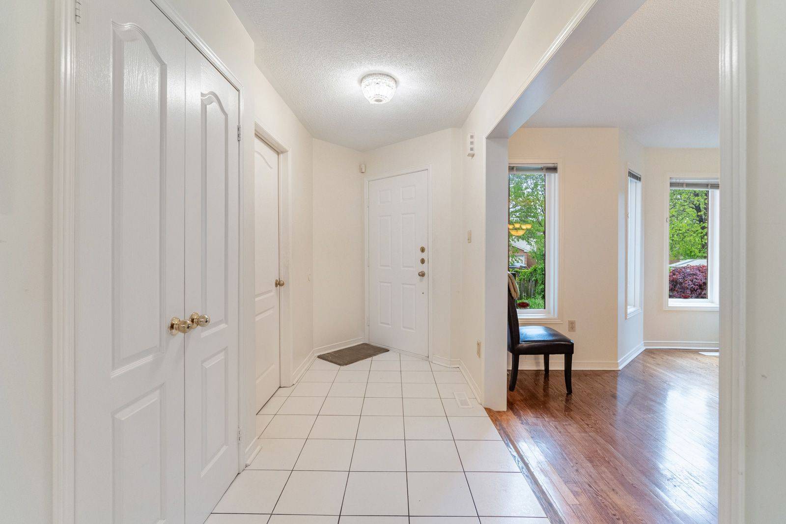 Vaughan, ON L4J 7Y8,288 Chelwood DR