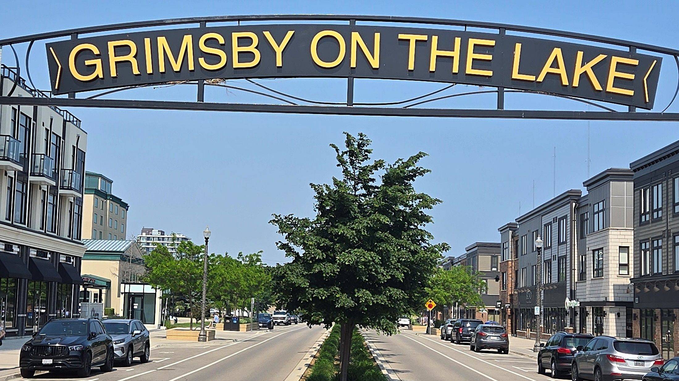 520 North Service RD #409, Grimsby, ON L3M 0C9