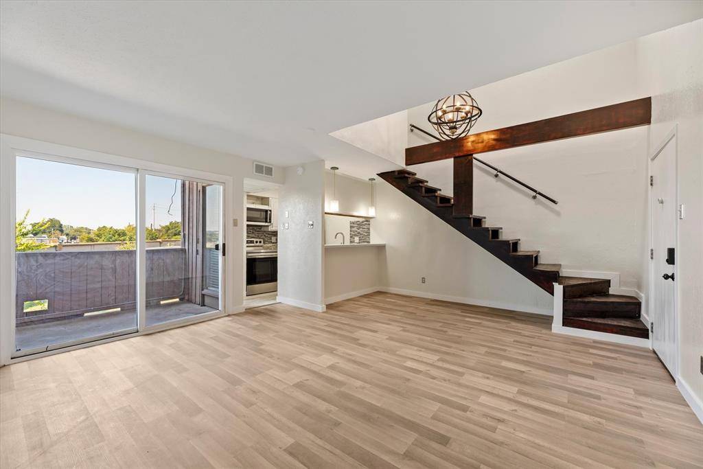 2627 Douglas Avenue, Dallas, TX 75219