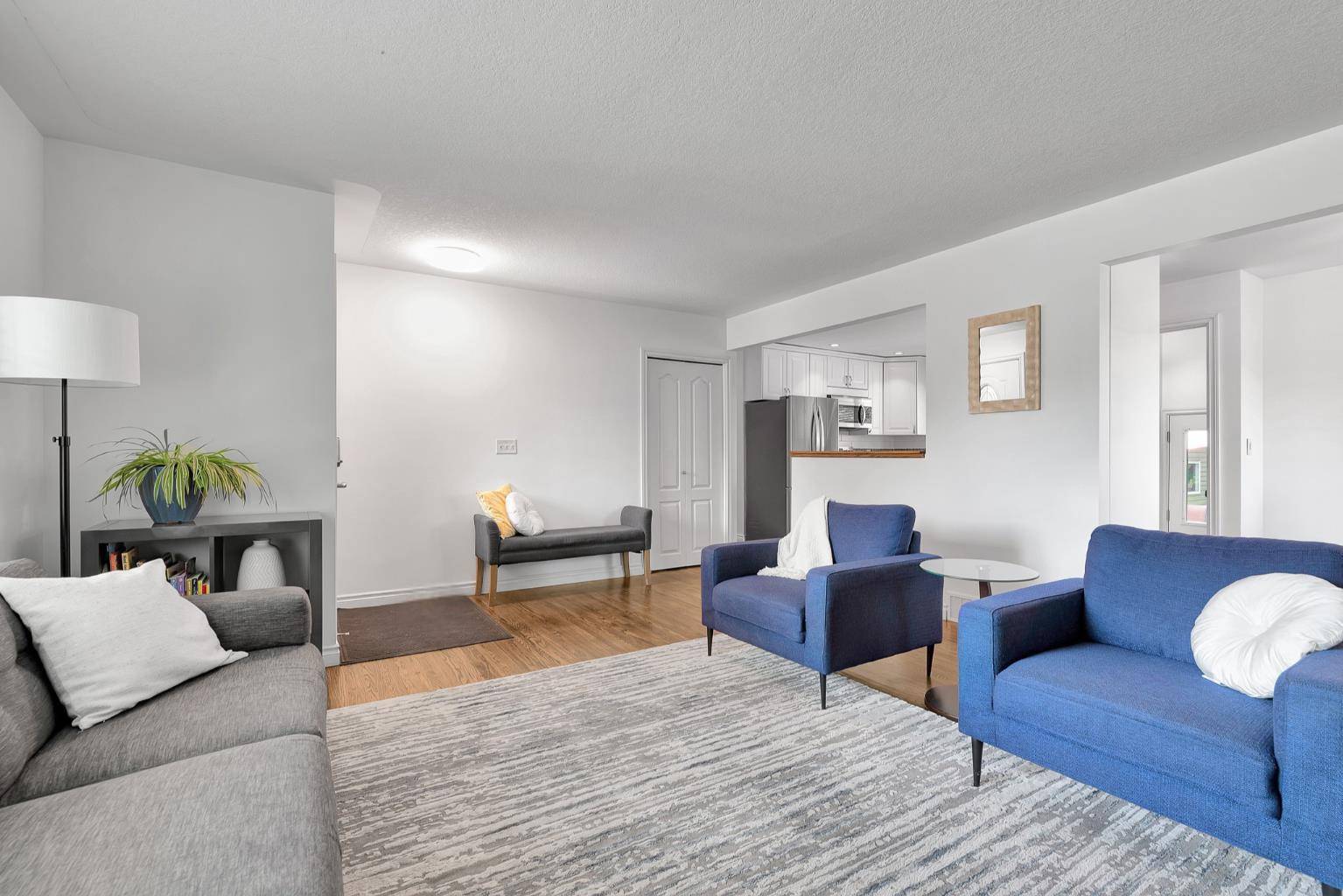 Calgary, AB T2V0V7,720 84 AVE Southwest
