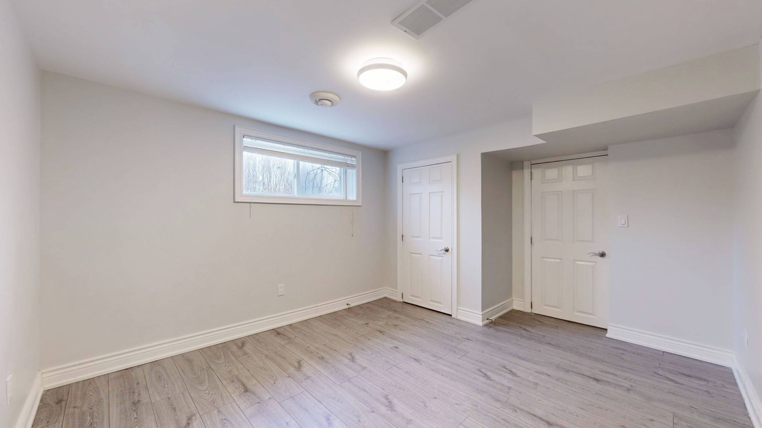 Richmond Hill, ON L4C 1C5,446 Bent CRES #Basement