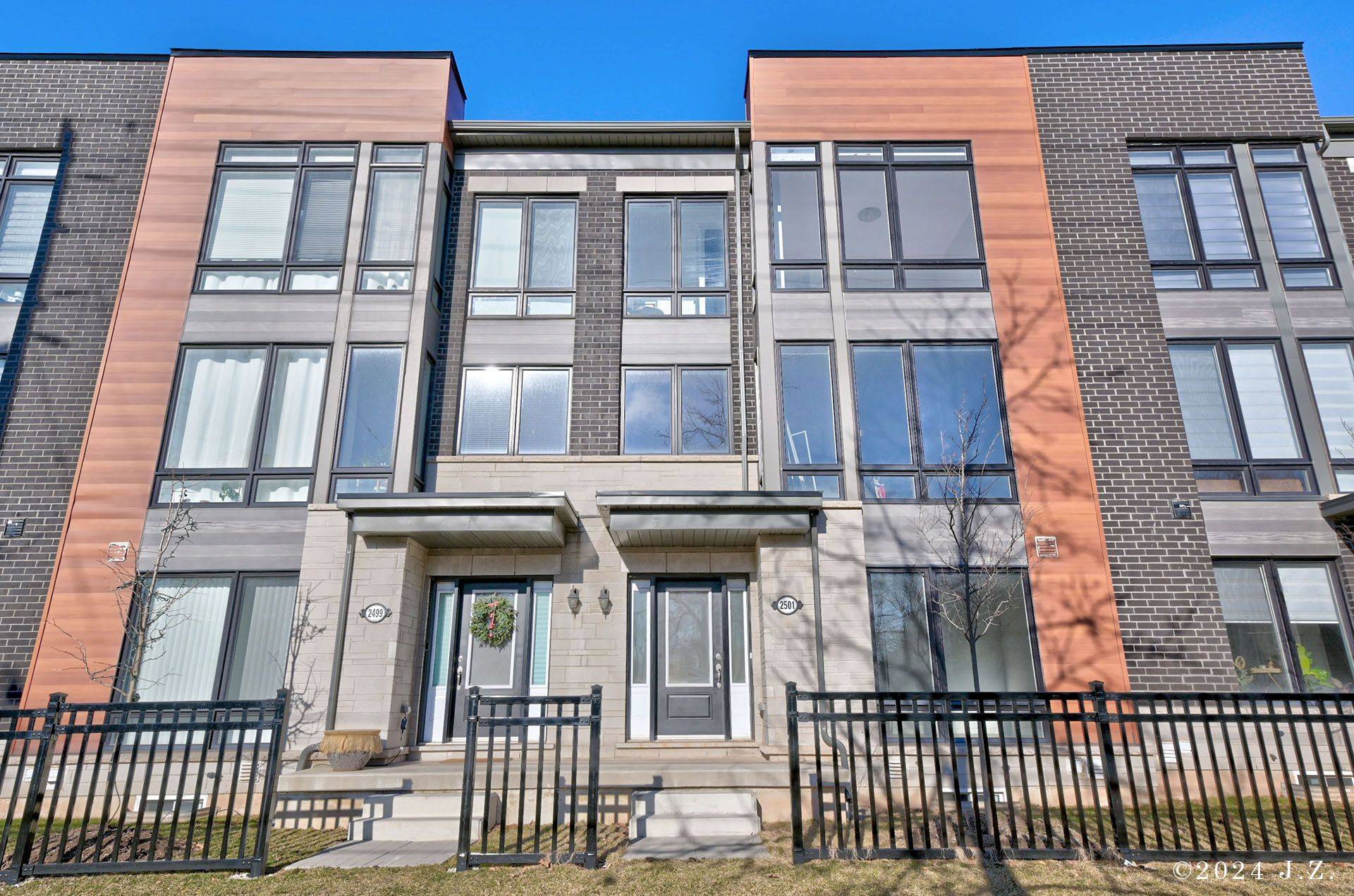 2501 Littlefield CRES, Oakville, ON L6M 5L9