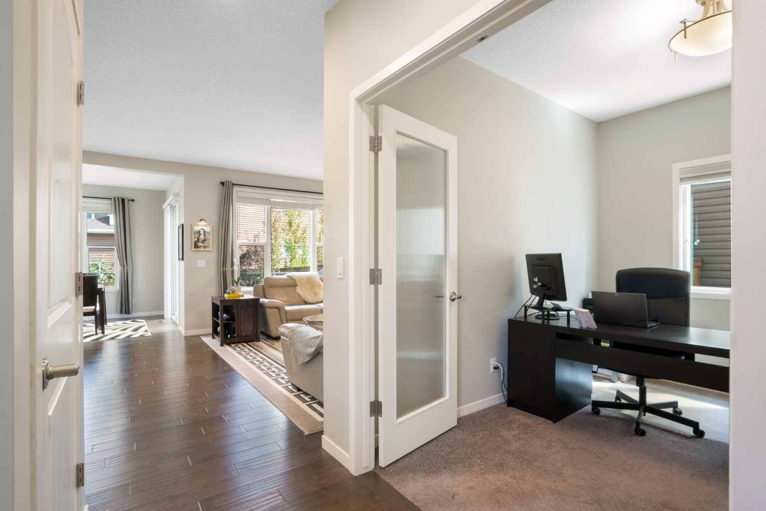 Calgary, AB T3M 1P2,175 Auburn Glen DR Southeast