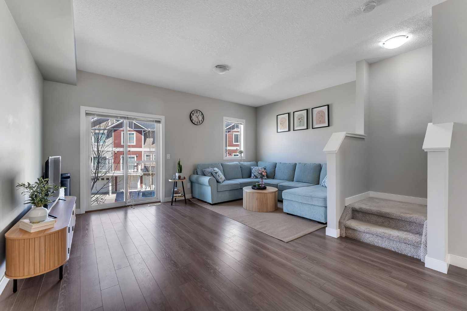 Calgary, AB T3N 0M8,54 Redstone CIR Northeast