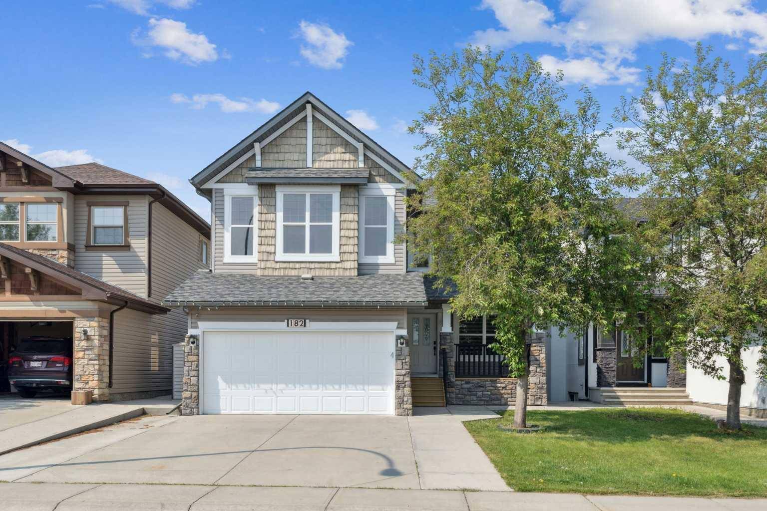 182 Panamount RD NW, Calgary, AB T3K0H8