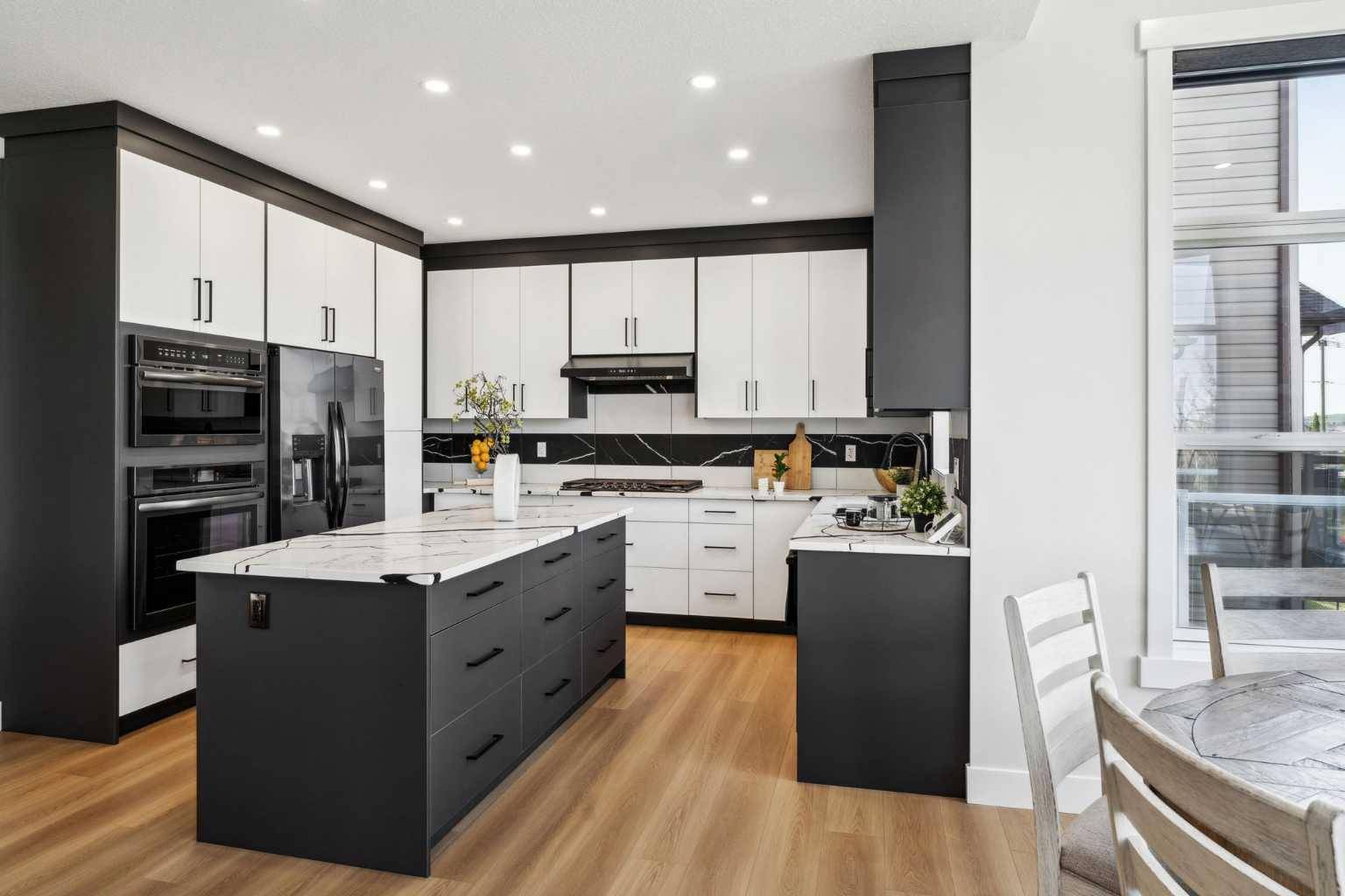 Calgary, AB T3K0H8,182 Panamount RD NW
