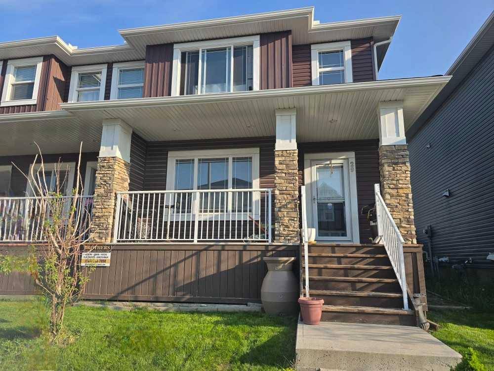 29 Redstone Common Northeast, Calgary, AB T3N 0K3