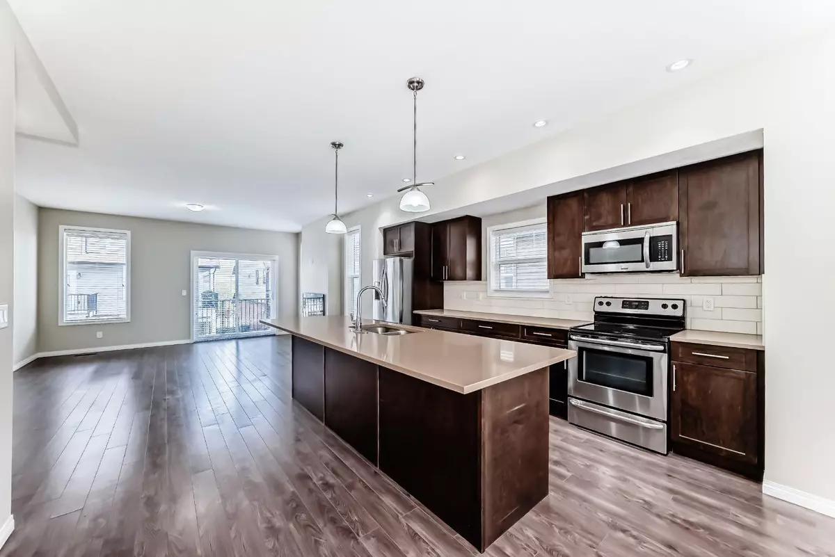 Airdrie, AB T4B 4B6,280 Williamstown Close NW #1001