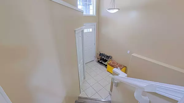 Calgary, AB T3J 4K2,11 Taravista Mews NE
